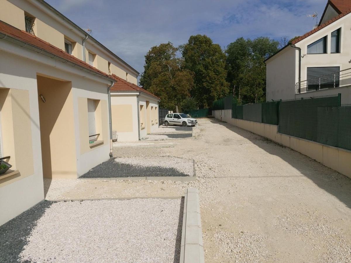 Villa Du Parc Montévrain Exterior foto